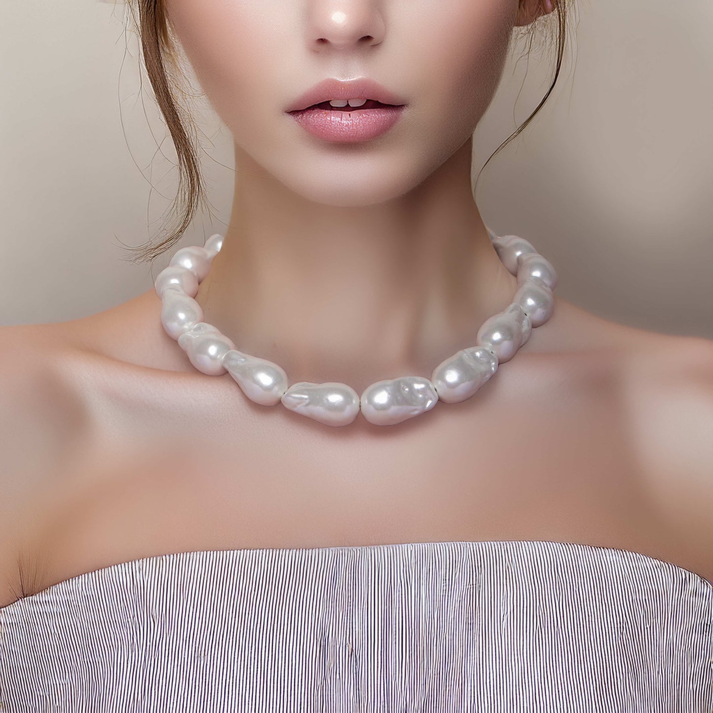 BaroquePearlNecklace2b-ModelImage