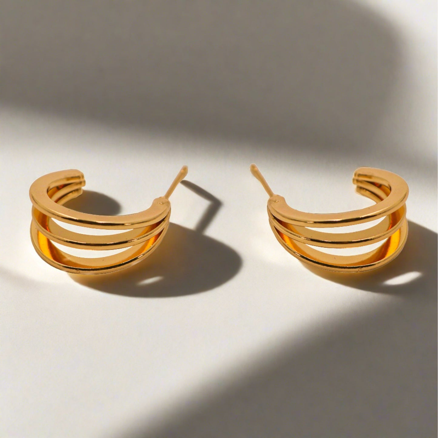 Evie Small Hoops