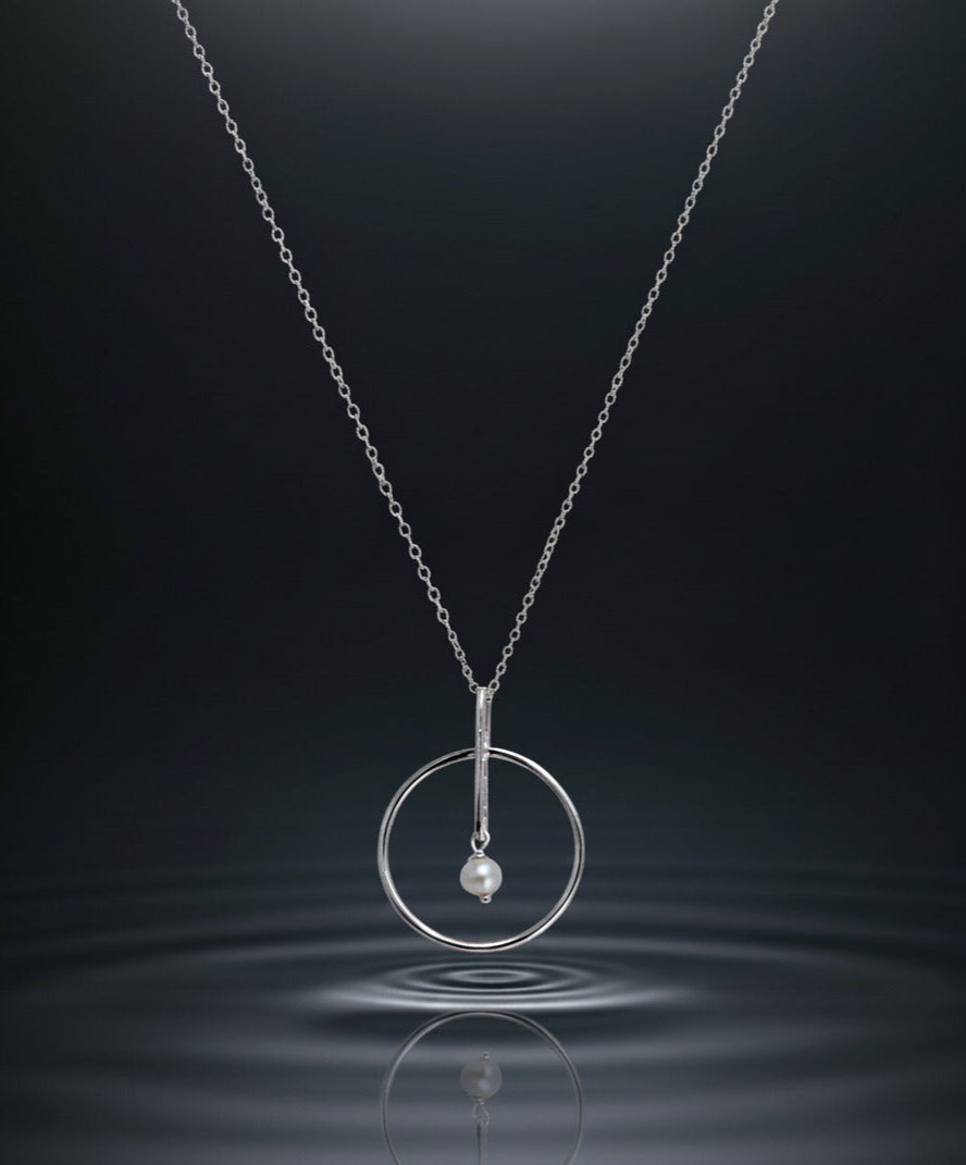 Crystal Pearl Necklace
