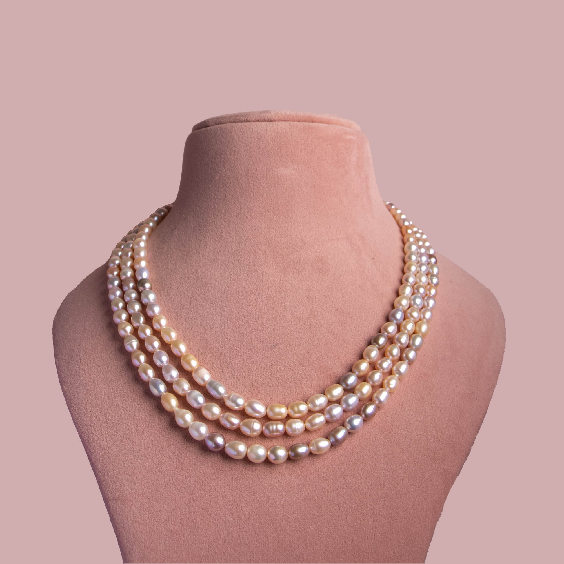 Layered Rice Pearl Necklace 