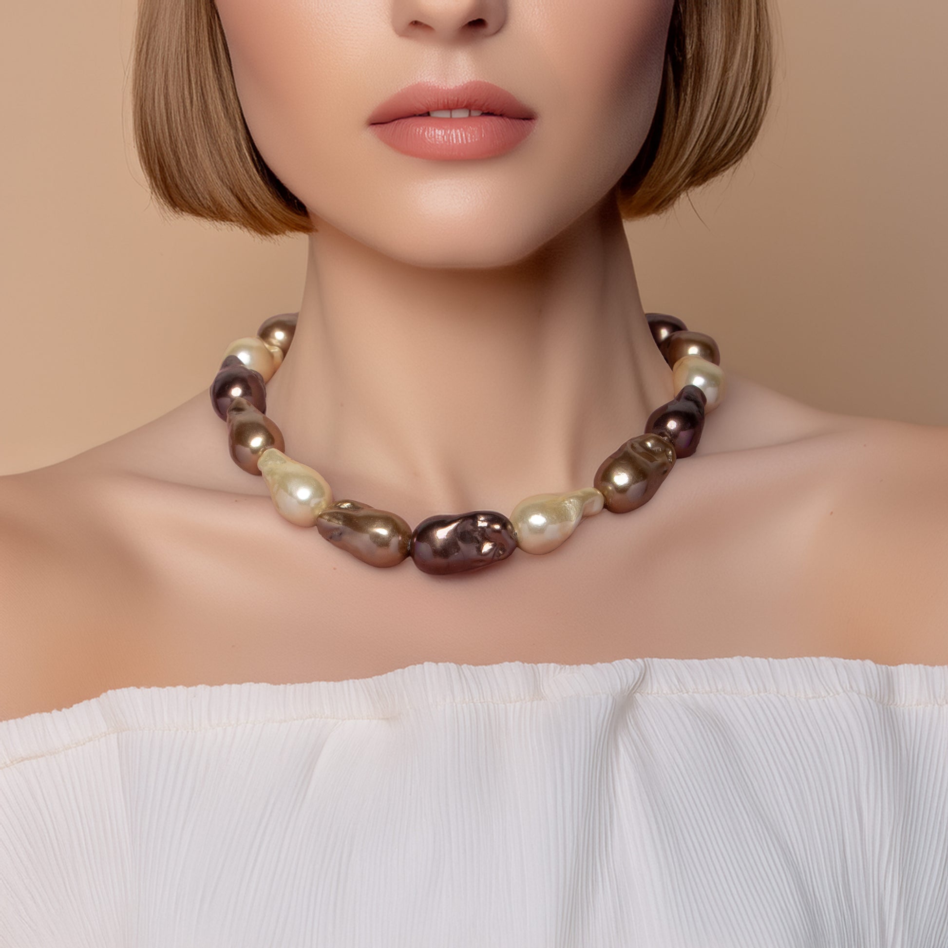 BaroquePearlNecklace3b-ModelImage
