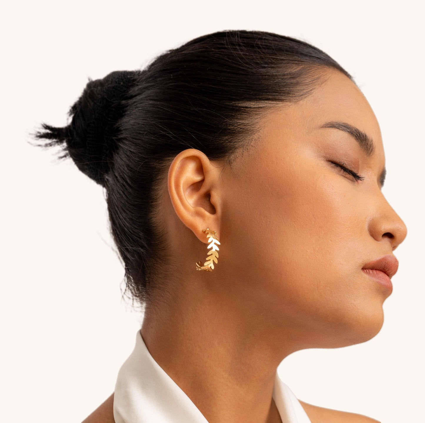 Jasmine Hoops