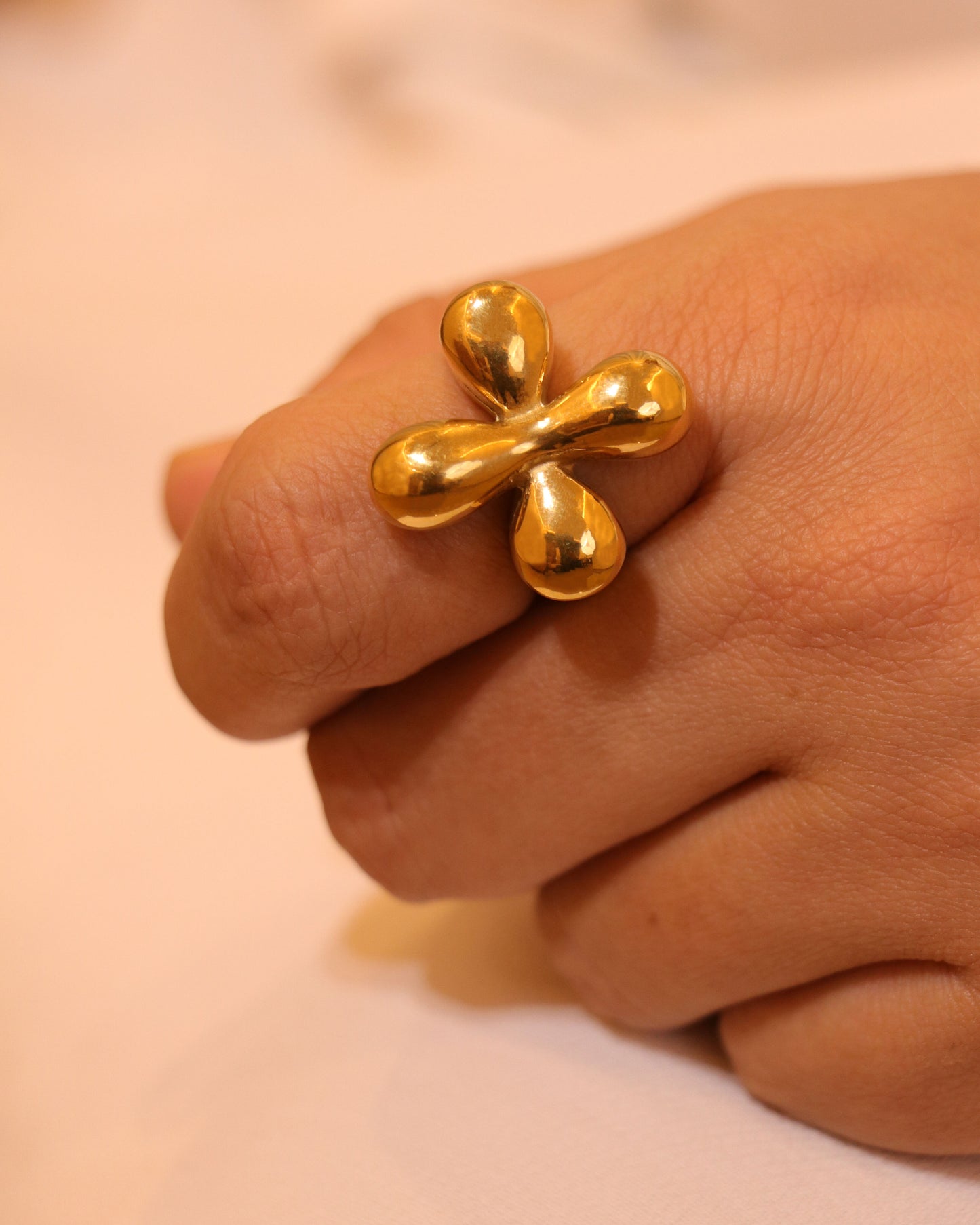 Sovereign Ring